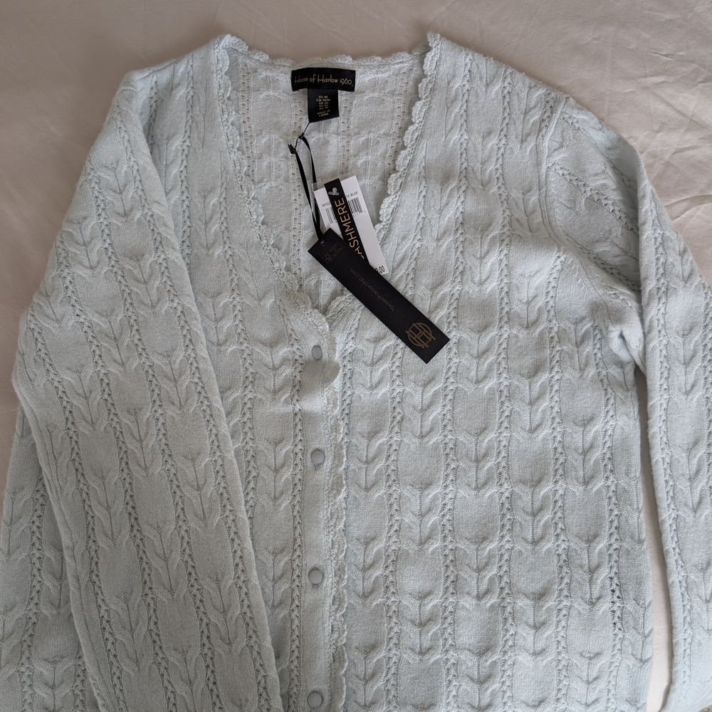 Elegant Pale Blue Cable Knit Cashmere Sweater